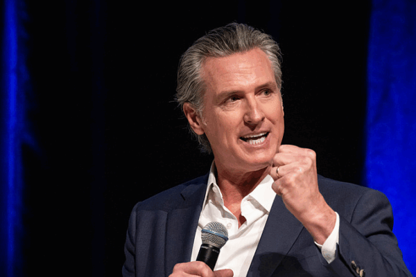 California Champions Trade Ties with China Amid U.S. Tariff Tensions 🌏🤝 California Champions Trade Ties with China Amid U.S. Tariff Tensions 🌏🤝