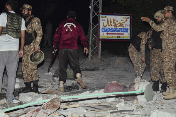 India-Pakistan Tensions Escalate: Breaking Down the Latest Conflict 🌍💣 India-Pakistan Tensions Escalate: Breaking Down the Latest Conflict 🌍💣