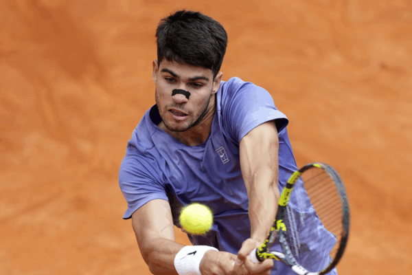 Alcaraz Battles Past Draper 🎾: Advances to Italian Open Semis! Alcaraz Battles Past Draper 🎾: Advances to Italian Open Semis!