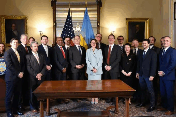 U.S. & Ukraine Sign Minerals Pact After Rocky Negotiations ππ U.S. & Ukraine Sign Minerals Pact After Rocky Negotiations ππ