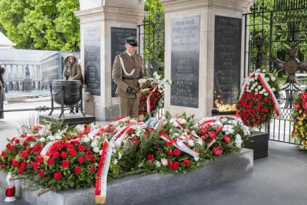 Europe Honors WWII Legacy: Unity in Peace 🕊️✨ Europe Honors WWII Legacy: Unity in Peace 🕊️✨