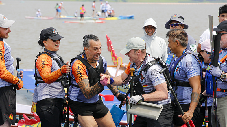 Nanchang Dragon Boat Race Paddles into Global Spotlight 🐉🚣♂️ Nanchang Dragon Boat Race Paddles into Global Spotlight 🐉🚣♂️