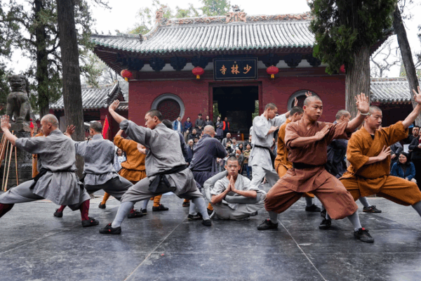 Shaolin Monks Redefine Flexibility with Mind-Blowing Soft Kung Fu Feats 🌟🥋 Shaolin Monks Redefine Flexibility with Mind-Blowing Soft Kung Fu Feats 🌟🥋