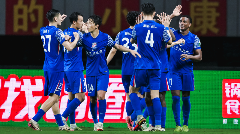 Shenhua Storm to Top of CSL with 3-1 Victory 🏆⚽