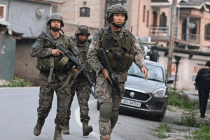 💥 Kashmir Tensions Flare: A Decades-Old Conflict Explained 💬🌏