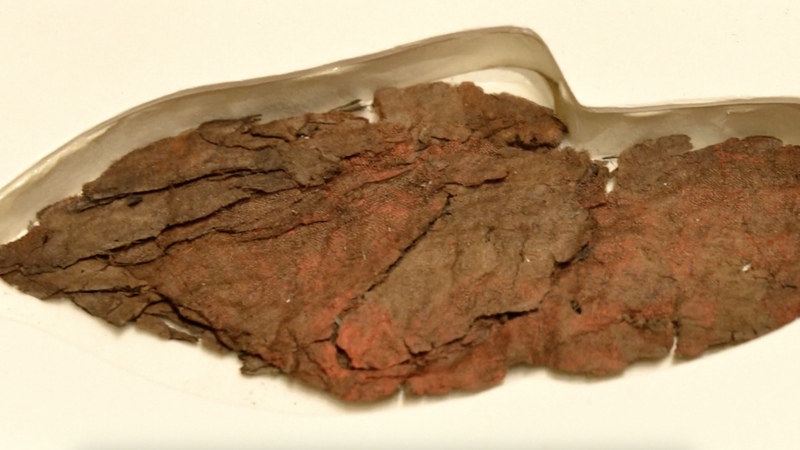 Ancient Silk Manuscripts Return to China After 80 Years 🌏✨ video poster