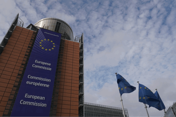 EU Shifts Global Strategy Post-Trump Tariffs 🌍🚗💶 EU Shifts Global Strategy Post-Trump Tariffs 🌍🚗💶
