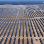 O41CBZH20DAR2MAA3095 - 🌍NewspaperAmigo – Your Global News Buddy 🗞️ China Powers Up Massive Solar & Wind Projects in Desert Regions 🌞💨