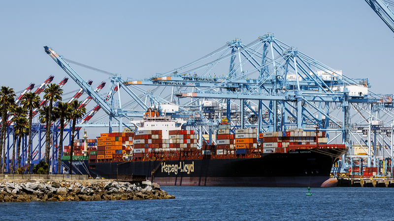 OE8N0SI05ZWV6B532RQI - 🌍NewspaperAmigo – Your Global News Buddy 🗞️ US Tariff Hikes: Hidden Costs Hit Global Markets 🌍💸