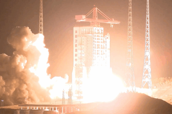 China Launches Yaogan-40 02 Satellites for Electromagnetic Exploration 🛰️✨ China Launches Yaogan-40 02 Satellites for Electromagnetic Exploration 🛰️✨ video poster