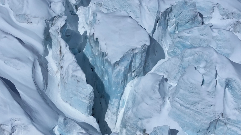 China Soars into Glacier Research with First Airborne Survey 🚁❄️ video poster