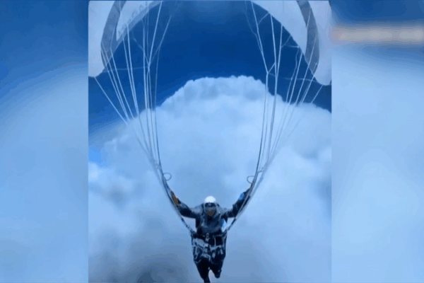 Paraglider Survives 8,598m Cloud Suck Ordeal 🌪️✈️ Paraglider Survives 8,598m Cloud Suck Ordeal 🌪️✈️
