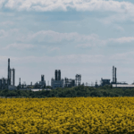 SK8SHGCXWTYWIRA3VGSB - 🌍NewspaperAmigo – Your Global News Buddy 🗞️ U.S. & Ukraine Seal Minerals Deal After Months of Talks 💎🌍 video poster