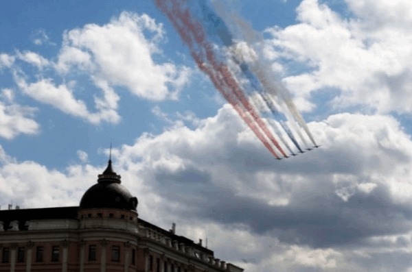 🇷🇺 Russia Marks WWII Victory with Grand Moscow Parade 🌟 🇷🇺 Russia Marks WWII Victory with Grand Moscow Parade 🌟