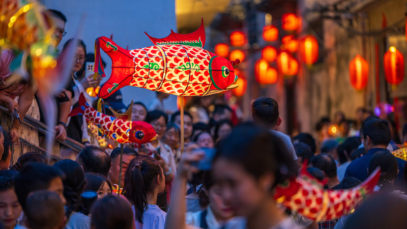 China’s Domestic Demand Fuels Economic Resilience Amid Global Challenges 🌏🛍️