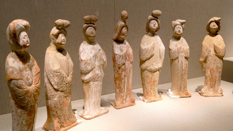 Tang Dynasty Figurines: Windows into Ancient China’s Golden Age 🌟 Tang Dynasty Figurines: Windows into Ancient China’s Golden Age 🌟