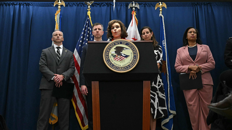 V66ZGYCSM09P438SNOUU - 🌍NewspaperAmigo – Your Global News Buddy 🗞️ U.S. Man Charged in Israeli Embassy Shooting, Shouts 'Free Palestine' 🔫🌍