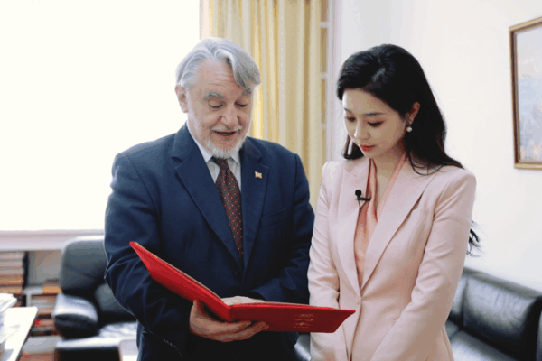 🇲🇰 North Macedonia Boosts China Ties at CEEC Expo 🌏 🇲🇰 North Macedonia Boosts China Ties at CEEC Expo 🌏 video poster