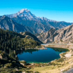 Duku Highway Reopens: Drive Through Four Seasons in a Day! 🚗❄️ video poster