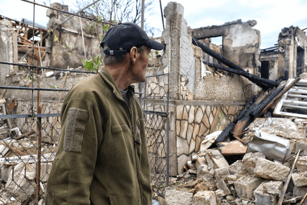 China Urges Russia & Ukraine: Keep Peace Talks Alive 🌍✌️ China Urges Russia & Ukraine: Keep Peace Talks Alive 🌍✌️