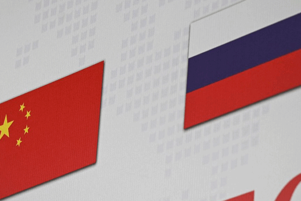 China & Russia Strengthen Economic Ties Amid U.S. Tariff Tensions 🌏📉 China & Russia Strengthen Economic Ties Amid U.S. Tariff Tensions 🌏📉