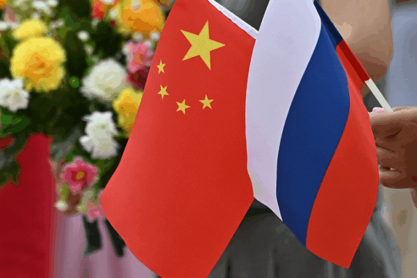 YL8769XA06QN0HVI6WJ9 - 🌍NewspaperAmigo – Your Global News Buddy 🗞️ Xi-Putin Summit: Anchoring Global Ties 🌏🤝