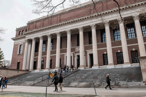 Judge Halts Trump’s Foreign Student Ban at Harvard ๐โ๏ธ Judge Halts Trump's Foreign Student Ban at Harvard ๐โ๏ธ