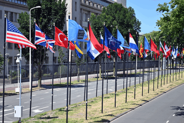 NATO’s 5% Defense Goal Sparks Tensions Among Members πΈπ NATO's 5% Defense Goal Sparks Tensions Among Members πΈπ