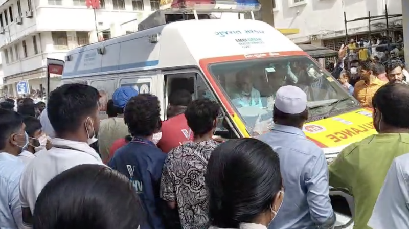 1HB36SICDMM80AV1964N - 🌍NewspaperAmigo – Your Global News Buddy 🗞️ India Plane Crash Claims 247 Lives in Ahmedabad Tragedy ✈️💔 video poster