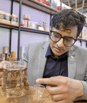 Brewing Bonds: Chinese Tea Finds New Roots in Africa 🌱🍵 Brewing Bonds: Chinese Tea Finds New Roots in Africa 🌱🍵 video poster