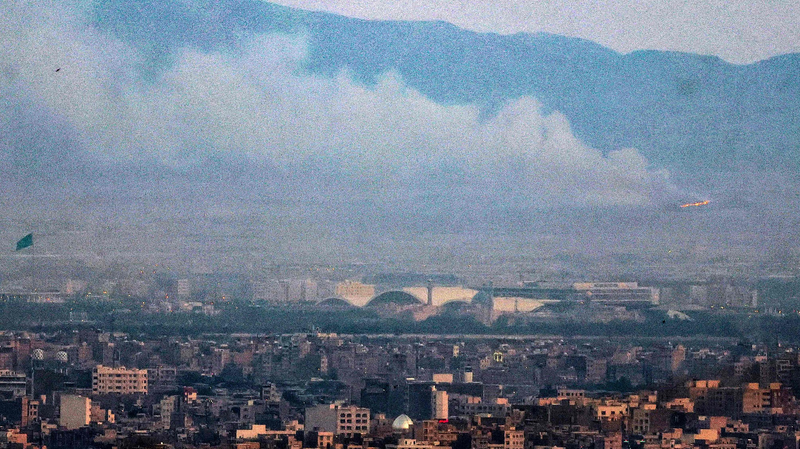 4186H1L7BUECKUWQOEWU - 🌍NewspaperAmigo – Your Global News Buddy 🗞️ Iran's Nuclear Talks in Limbo: Will Tehran Show Up? 🌍💣