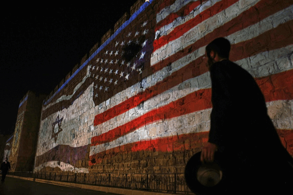 U.S. Strikes on Iran: Why Military Action Risks Global Chaos 🌍💣