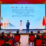 53J56SZ1200G2DHJKBW4 - 🌍NewspaperAmigo – Your Global News Buddy 🗞️ 🎨 Rome Celebrates 55 Years of China-Italy Cultural Fusion!