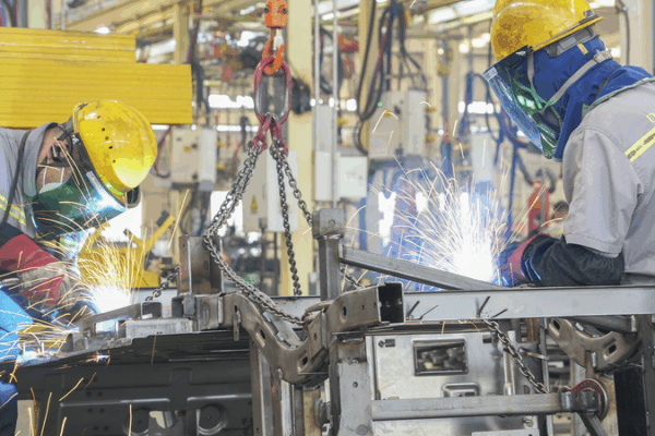 Chinaโs Manufacturing Activity Slumps in May ๐ | Caixin PMI Drops to 48.3 Chinaโs Manufacturing Activity Slumps in May ๐ | Caixin PMI Drops to 48.3