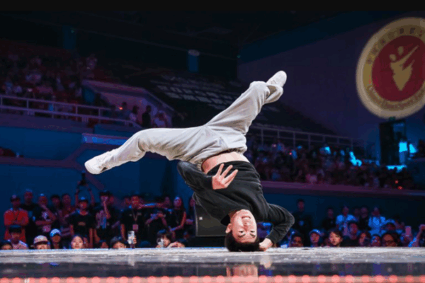 🇨🇳 Chinese Teens Dominate Asian Breaking Championship in Shanghai! 🕺💥 🇨🇳 Chinese Teens Dominate Asian Breaking Championship in Shanghai! 🕺💥