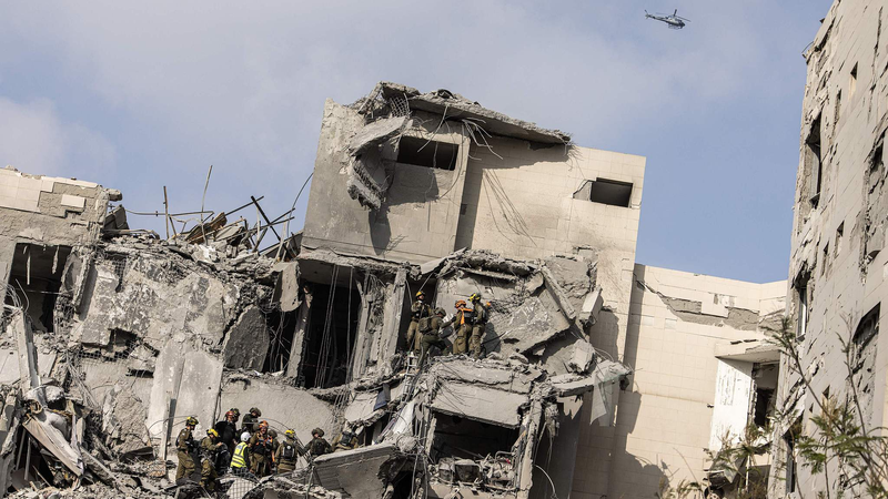 6YHPU31GV9OAP8W2NXRP - 🌍NewspaperAmigo – Your Global News Buddy 🗞️ Israel-Iran Ceasefire Shaken: New Missile Reports Spark Tensions 🌍💣 video poster