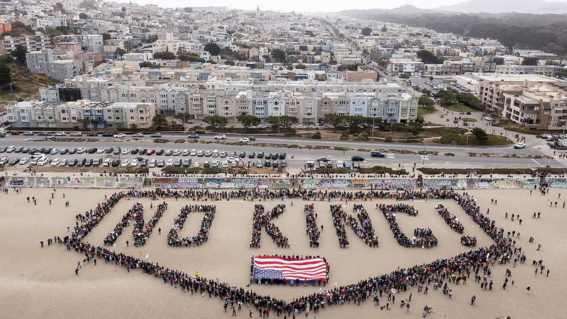 🇺🇸 Massive 'No Kings Day' Protests Sweep US Against Trump Policies video poster
