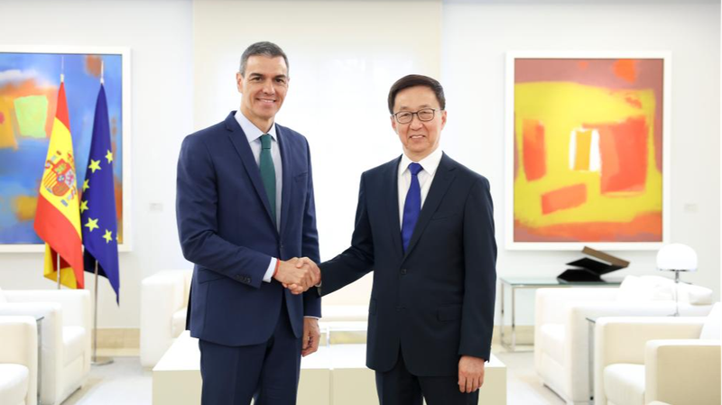 8DL60JI4GOK8ISCQ7ZSC - 🌍NewspaperAmigo – Your Global News Buddy 🗞️ China & Spain Boost Ties 🌐🤝