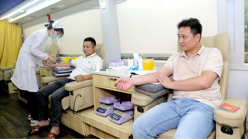China Boosts Blood Donation Safety 🌟🩸
