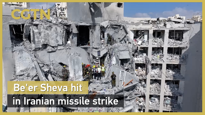 9GYHDG5APO0KA1JBHVOQ - 🌍NewspaperAmigo – Your Global News Buddy 🗞️ Iranian Missile Strike Hits Be'er Sheva: Casualties Reported 🚨 video poster