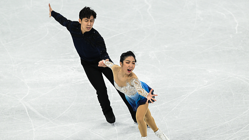 Olympic Champs Sui & Han Return to Ice for 2026 Milano Cortina Bid ❄️🏅