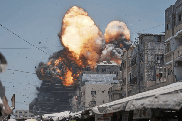 Netanyahu Arms Gaza Clans to Combat Hamas: Strategy Sparks Debate 🕊️⚔️ Netanyahu Arms Gaza Clans to Combat Hamas: Strategy Sparks Debate 🕊️⚔️
