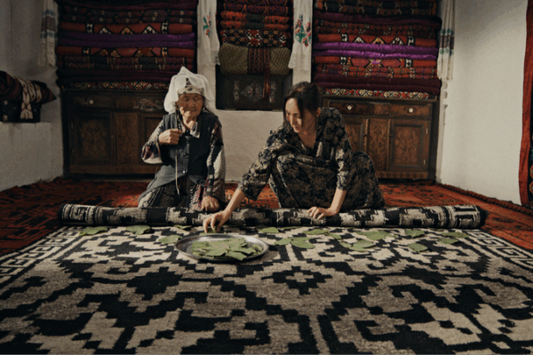 🎬✨ ‘Black Red Yellow’ Weaves Love & Legacy in Kyrgyzstan 🌈🏔️ 🎬✨ 'Black Red Yellow' Weaves Love & Legacy in Kyrgyzstan 🌈🏔️