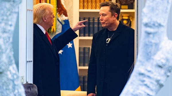 Trump vs. Musk: Feud Heats Up Over Tax Bill Drama 🚀🗳️ Trump vs. Musk: Feud Heats Up Over Tax Bill Drama 🚀🗳️