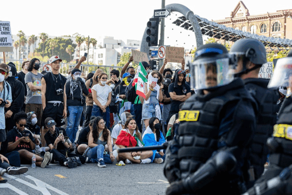 LA Protests Escalate: Tear Gas Fired as Immigration Raids Spark Clashes ๐จ๐บ๐ธ LA Protests Escalate: Tear Gas Fired as Immigration Raids Spark Clashes ๐จ๐บ๐ธ video poster