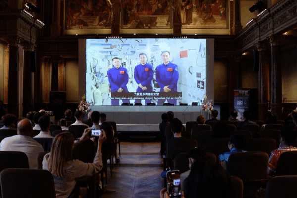 Chinese Astronauts Host Cosmic Q&A with Hungarian Students 🚀✨ Chinese Astronauts Host Cosmic Q&A with Hungarian Students 🚀✨ video poster