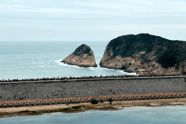 🎥 Hong Kong Geopark Becomes Filmmaker Hotspot 🌋 🎥 Hong Kong Geopark Becomes Filmmaker Hotspot 🌋