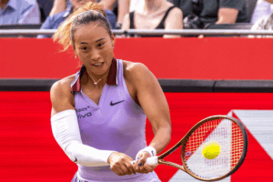 Zheng Makes History with First Grass-Court Semifinal 🎾🔥