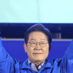 DEWRMXZZ4A4DX3YU2NDB - 🌍NewspaperAmigo – Your Global News Buddy 🗞️ Lee Jae-myung Leads South Korea Election Exit Polls 🗳️🇰🇷