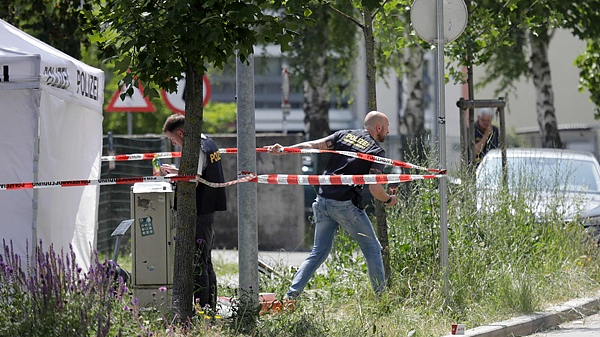 Austria Mourns After Deadly School Shooting Leaves 9 Dead 🕊️💔 Austria Mourns After Deadly School Shooting Leaves 9 Dead 🕊️💔